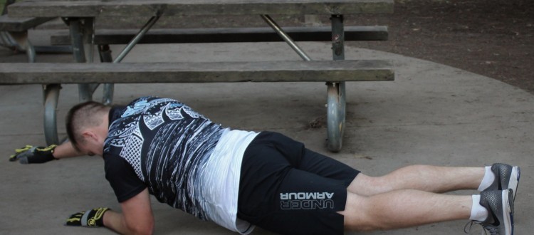 One arm plank for explosive power